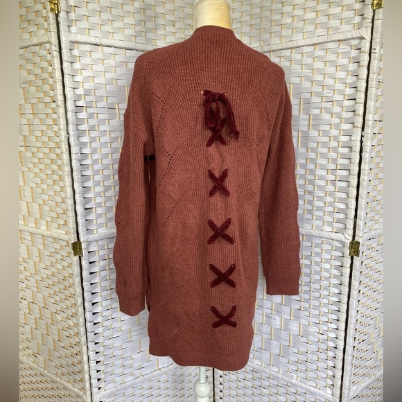 NWT Hem & Thread Rust Cable Knit Cardigan Deep Front Pockets with Shoelace Back - Picture 11 of 14